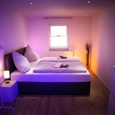 Winetime - Modern - Fuer 6 - Boxspringbetten - Zentral Апартаменты *