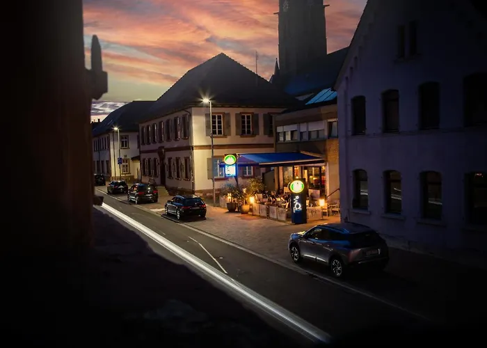 Winetime - Modern - Fuer 6 - Boxspringbetten - Zentral דירה